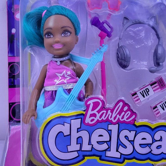 BARBIE Mattel CHELSEA Can Be‎ a ROCK STAR Playset Guitar Mic Star Sunglasses Toy - Picture 2 of 4